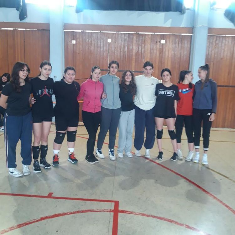 Με απόλυτη επιτυχία στέφθηκε η αθλητική συνάντηση μεταξύ των ΕΠΑΛ