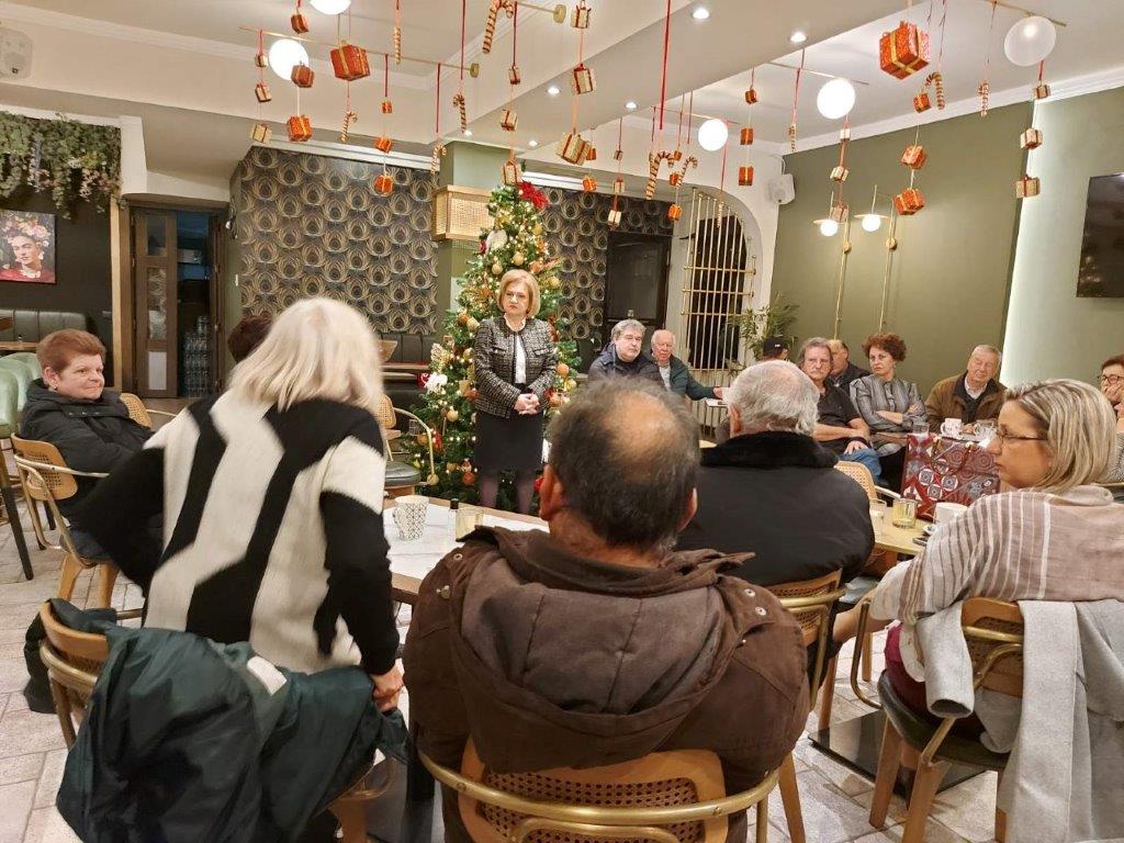 Οι δραστηριότητες της Μαρία Μίχου σε πολιτικό επίπεδο και οι συναντήσεις παράδοσης και πολιτισμού Οι δραστηριότητες της Μαρία μυχού σε πολιτικό επίπεδο και οι συναντήσεις παράδοσης και πολιτισμού