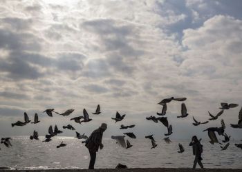 Ο Καιρός σήμερα: Νεφώσεις παροδικά αυξημένες με ασθενείς τοπικές βροχές