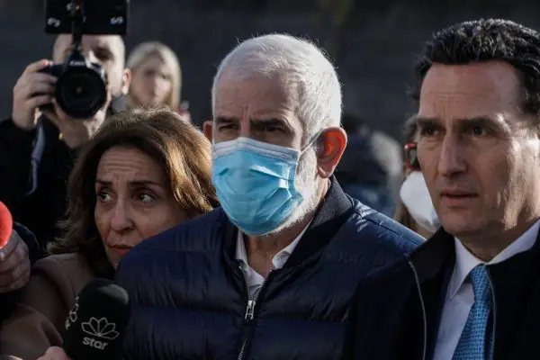 Πέτρος Φιλιππίδης: Αθώος ο ηθοποιός για τον βιασμό κατ’ εξακολούθηση και ένοχος για απόπειρα – Η πρόταση της εισαγγελέως Πέτρος Φιλιππίδης: Αθώος ο ηθοποιός για τον βιασμό κατ’ εξακολούθηση και ένοχος για απόπειρα – Η πρόταση της εισαγγελέως