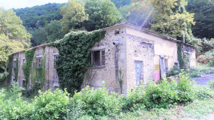 Στον Δήμο Κατερίνης παραχωρείται το παλαιό εργοστάσιο επεξεργασίας ξύλου στα Σκοτεινά (Μόρνα) Πιερίων