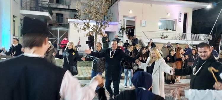 Στο έθιμο των Προδρομιτών στους Καταφιώτες ο Δημήτρης Μπέης