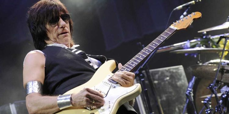 Τζεφ Μπεκ: «Έφυγε» σε ηλικία 78 ετών ο θρυλικός κιθαρίστας