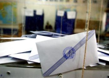 Το τετ α τετ Μητσοτάκη και Κουτσούμπα που επιβεβαίωσε το μήνα των εκλογών