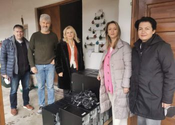 5ο Γυμνάσιο Κατερίνης: Ευχαριστούμε το Campus Max College και την Εθελοντική Ομάδα Πιερίας «Ο τόπος μου» για τη στήριξή τους