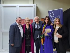 «Όλη μου η ζωή» - Πενήντα χρόνια οδοιπορίας στην παράδοση και τον πολιτισμό του Ποντιακού Ελληνισμού (εικόνες + βίντεο) «Όλη μου η ζωή» – Πενήντα χρόνια οδοιπορίας στην παράδοση και τον πολιτισμό του Ποντιακού Ελληνισμού