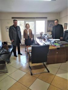 Η Μαρία Μίχου με τον πρόεδρο Νίκο Ανδρουλάκη και σε σειρά πολιτικών και κοινωνικών επαφών Η Μαρία Μίχου με τον πρόεδρο Νίκο Ανδρουλάκη και σε σειρά πολιτικών και κοινωνικών επαφών