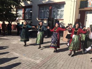 Η γιορτή τσιγαρίδας στο Λόφο