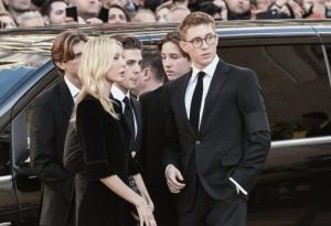 Μαρία Ολυμπία: Ξεχώρισε στην κηδεία του τέως βασιλιά Κωνσταντίνου Μαρία Ολυμπία: Ξεχώρισε στην κηδεία του τέως βασιλιά Κωνσταντίνου