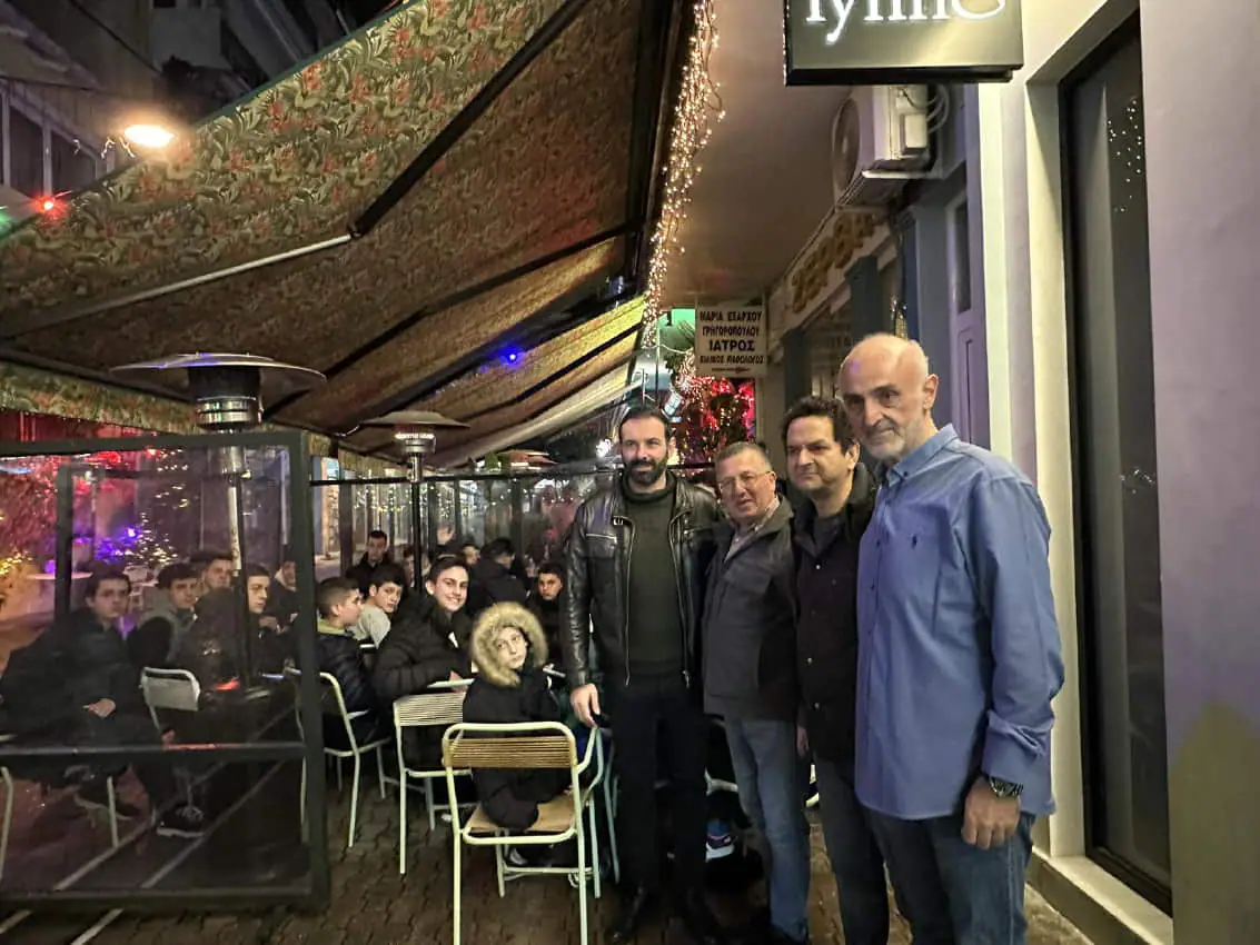 Ο Αρχέλαος έκοψε χθες την πρωτοχρονιάτικη πίτα