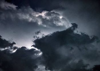 Ο Καιρός σήμερα: Αυξημένες νεφώσεις με βροχές και καταιγίδες Ο Καιρός σήμερα: Αυξημένες νεφώσεις με βροχές και καταιγίδες