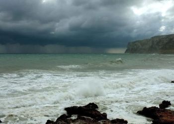 Ο Καιρός σήμερα: Λίγες νεφώσεις με τοπικές βροχές και από το βράδυ σποραδικές καταιγίδες Ο Καιρός σήμερα: Λίγες νεφώσεις με τοπικές βροχές και από το βράδυ σποραδικές καταιγίδες