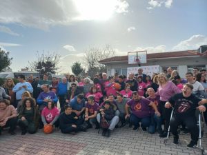 Ο Παναγιώτης Γιαννάκης στην Μέριμνα Παιδιού Κατερίνης – Έκοψε την πίτα και  συμμετείχε στο διαγωνισμό τριπόντων