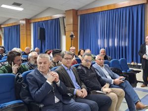 Ο γιατρός γεμίζει την Εκάβη – Η Πολιτική ομιλία του Κ. Κουτρούπα (φωτορεπορτάζ)