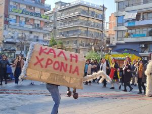 Παραδοσιακό δρώμενο «Ντιβιτζήδες & Καμήλες»