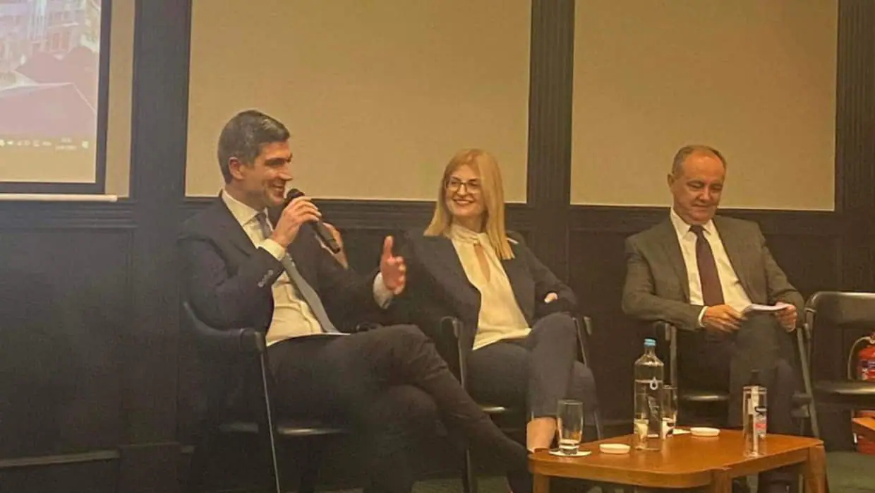 Παρουσία του Θανάση Γλαβίνα στο 6ο Αναπτυξιακό Συνέδριο της ΕΛ.ΙΝ.Ε.Κ.Α. Παρουσία του Θανάση Γλαβίνα στο 6ο Αναπτυξιακό Συνέδριο της ΕΛ.ΙΝ.Ε.Κ.Α.