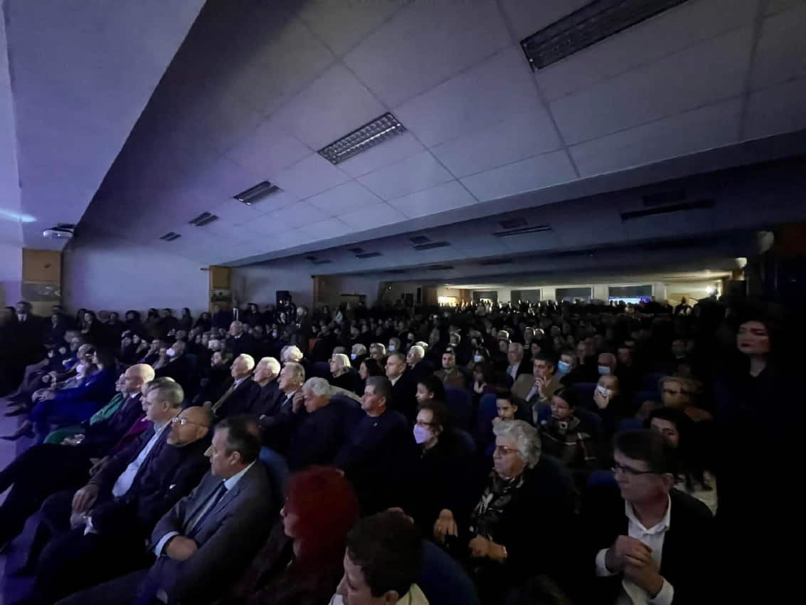 Το αδιαχώρητο στην εκδήλωση του Βουλευτή Πιερίας Φώντα Μπαραλιάκου