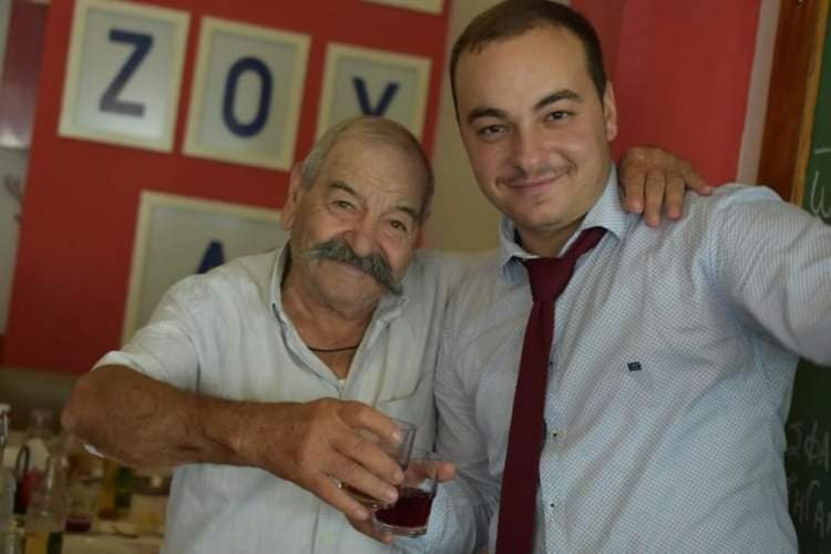 Εις το επανιδείν, παππού Γιώργη Εις το επανιδείν, παππού Γιώργη