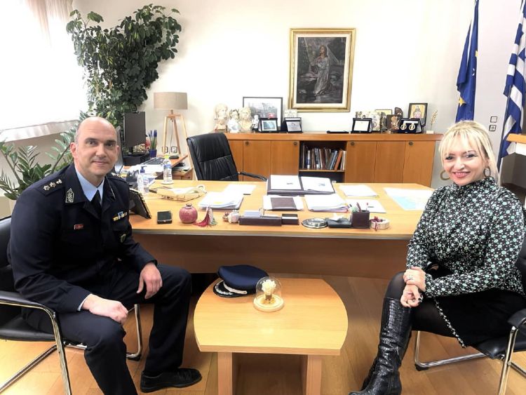 Επίσκεψη του νέου Διευθυντή Διεύθυνσης Αστυνομίας στην Αντιπεριφερειάρχη Πιερίας