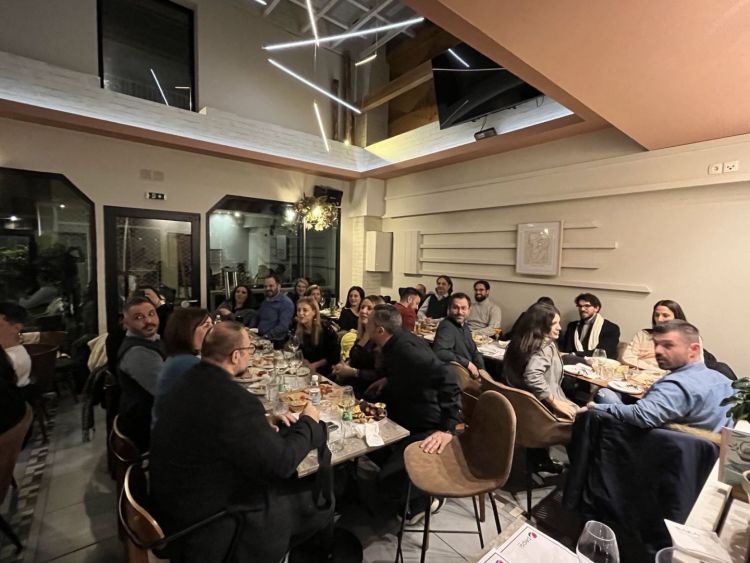 Κοπή βασιλόπιτας για το φροντιστήριο ΑΡΙΣΤΟΤΕΛΕΙΟ Κοπή βασιλόπιτας για το φροντιστήριο ΑΡΙΣΤΟΤΕΛΕΙΟ