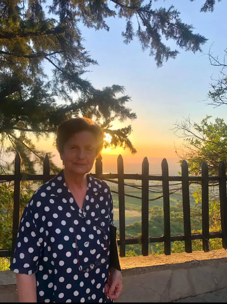 Λίγα άνθη στην Αναστασία μας… Λίγα άνθη στην Αναστασία μας…