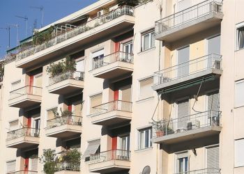 Με πόσες κατοικίες ξεκινά το στεγαστικό πρόγραμμα «Κάλυψη»