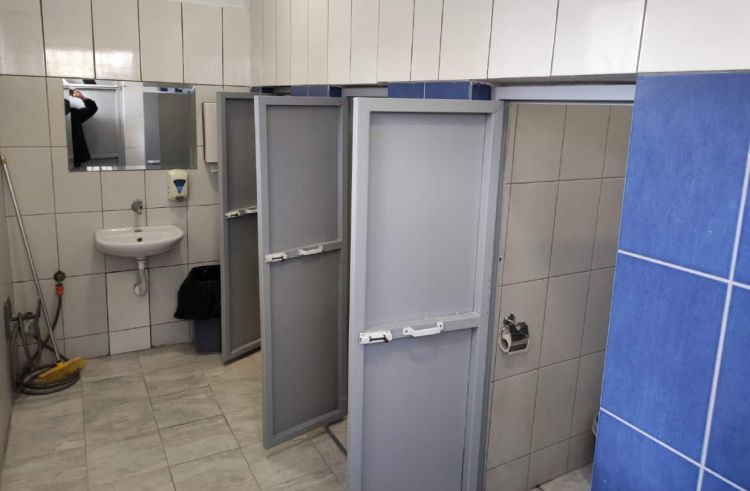 Νέοι χώροι υγιεινής στο 5ο Γυμνάσιο Κατερίνης Νέοι χώροι υγιεινής στο 5ο Γυμνάσιο Κατερίνης