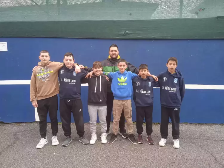 Οι Πρωταθλητές Παμπαίδες του Αρχέλαου Κατερίνης στο Πέρνικ της Βουλγαρίας σε διεθνές τουρνουά