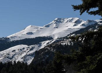 Ο Καιρός σήμερα: Πέμπτη με νεφώσεις πρόσκαιρα αυξημένες με ασθενείς χιονοπτώσεις στα ορεινά και τα ημιορεινά