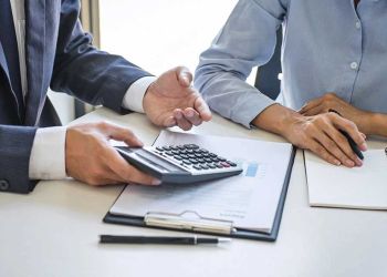 Σβήσιμο οφειλών προς τους Δήμους και μικρότερος χρόνος παραγραφής