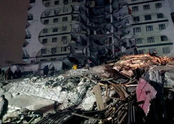 Σεισμός: Δεκάδες νεκροί από τον καταστροφικό σεισμό των 7,8 Ρίχτερ στην Τουρκία