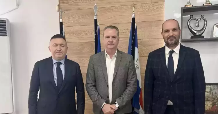 Στο Δημαρχείο Κατερίνης, ο Γενικός Πρόξενος της Βουλγαρίας στη Θεσσαλονίκη Στο Δημαρχείο Κατερίνης, ο Γενικός Πρόξενος της Βουλγαρίας στη Θεσσαλονίκη