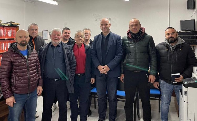 Συνάντηση Φώντα Μπαραλιάκου με εκπροσώπους αγροτικών σχημάτων στον Μοσχοπόταμο