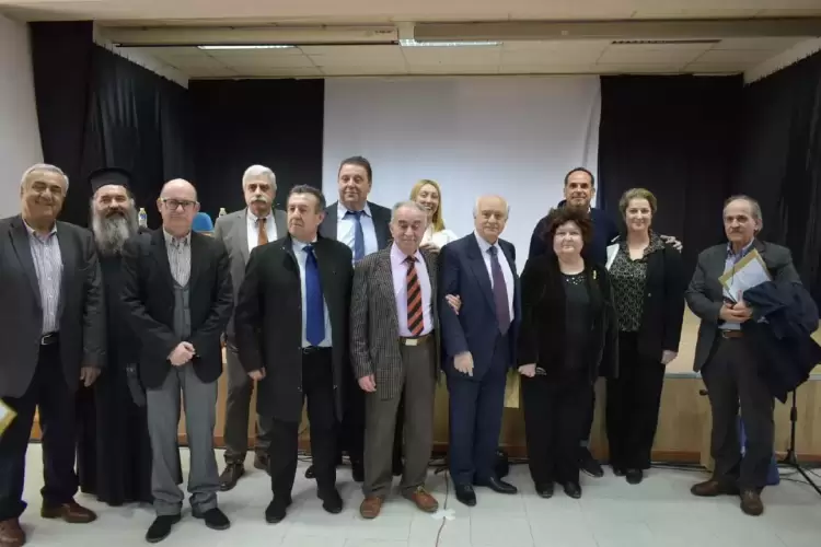 Τα πρότυπα ΕΠΑΛ και οι στοχεύσεις τους στην εκπαίδευση, στην αγορά εργασίας , στην οικονομία και την κοινωνία.