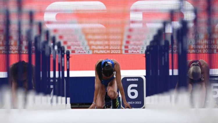 Τρίτη η Ελισάβετ Πεσιρίδου από την Κατερίνη στα 60μ. εμπόδια στο Βελιγράδι Τρίτη η Πεσιρίδου στα 60μ. εμπόδια στο Βελιγράδι