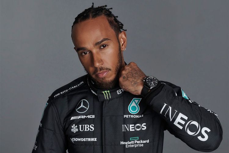 Χάμιλτον: “Έτοιμος να κερδίσω ξανά, σκοπεύω να μείνω λίγα χρόνια ακόμα στη F1”