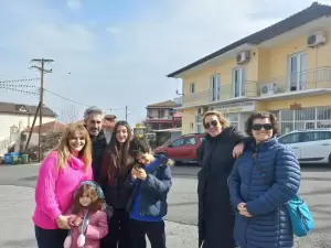 Οι θησαυροί της Ρητίνης σε ένα αέναο κυνήγι με το χρόνο σε ένα αποκριάτικο πανήγυρι