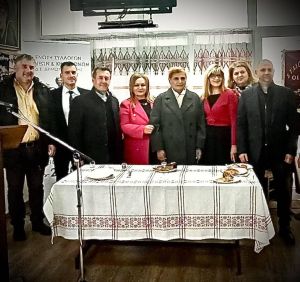 H Ένωση Συλλόγων Γονέων & Κηδεμόνων Δ.Ε. Κατερίνης έκοψε την βασιλόπιτά της H Ένωση Συλλόγων Γονέων & Κηδεμόνων Δ.Ε. Κατερίνης έκοψε την βασιλόπιτά της