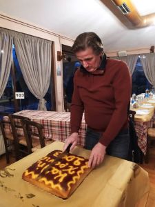 Έκοψε την πρωτοχρονιάτικη πίτα ο Δίας Δίου