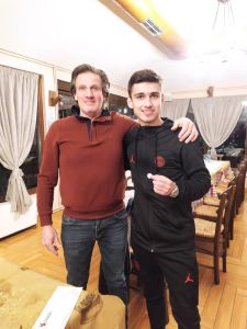 Έκοψε την πρωτοχρονιάτικη πίτα ο Δίας Δίου