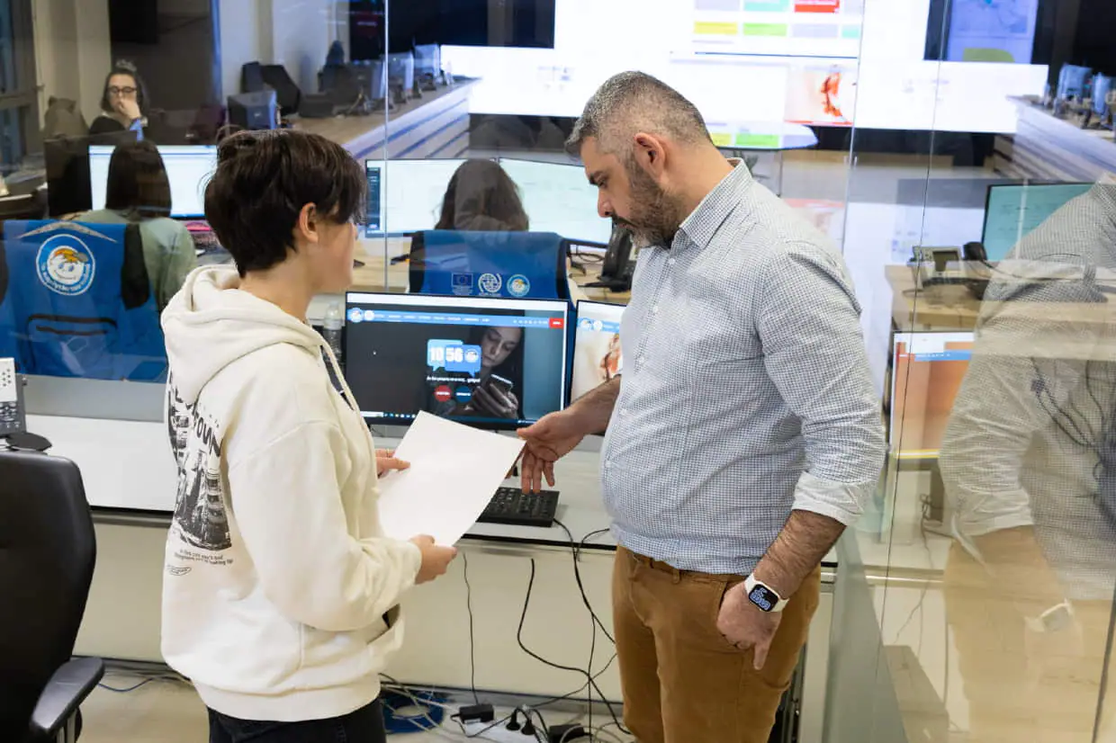 Έρευνα για τους κινδύνους προσέλκυσης ανήλικων μέσα από Πλατφόρμες ανώνυμου Chat - Το Χαμόγελο του Παιδιού Έρευνα για τους κινδύνους προσέλκυσης ανήλικων μέσα από Πλατφόρμες ανώνυμου Chat – Το Χαμόγελο του Παιδιού
