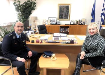 Επίσκεψη του νέου Διευθυντή Διεύθυνσης Αστυνομίας στην Αντιπεριφερειάρχη Πιερίας Επίσκεψη του νέου Διευθυντή Διεύθυνσης Αστυνομίας στην Αντιπεριφερειάρχη Πιερίας