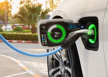 Εύκολη αναζήτηση σημείων φόρτισης για ηλεκτρικά οχήματα με τη νέα εφαρμογή «recharge»