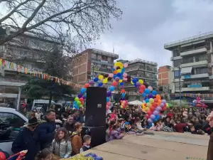 Κατερίνη: Αποκριάτικη γιορτή στην κεντρική πλατεία