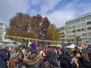 Κατερίνη: Αποκριάτικη γιορτή στην κεντρική πλατεία