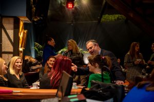 Κωνσταντίνος Κουτρούπας - Συζήτηση με τις γυναίκες της Κατερίνης Κωνσταντίνος Κουτρούπας – Συζήτηση με τις γυναίκες της Κατερίνης