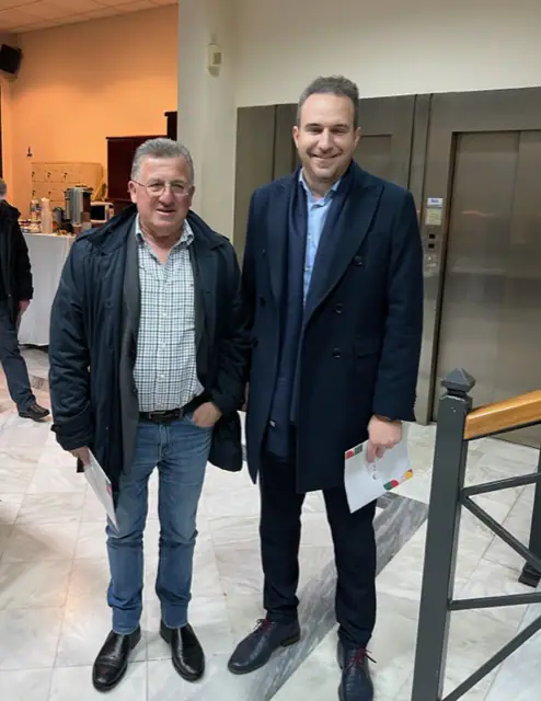 Με 40 επιχειρηματίες της Πιερίας συναντήθηκαν τα στελέχη της γερμανικής Τράπεζας Procredit Bank Με 40 επιχειρηματίες της Πιερίας συναντήθηκαν τα στελέχη της γερμανικής Τράπεζας Procredit Bank