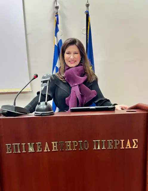 Με 40 επιχειρηματίες της Πιερίας συναντήθηκαν τα στελέχη της γερμανικής Τράπεζας Procredit Bank Με 40 επιχειρηματίες της Πιερίας συναντήθηκαν τα στελέχη της γερμανικής Τράπεζας Procredit Bank