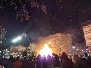 Οι Λιβαδιώτες της Κατερίνης, έκαψαν το βασιλιά καρνάβαλο