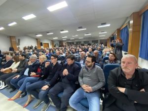 Οι πολίτες της Πιερίας τίμησαν δυναμικά την πολιτική ομιλία της Μαρία Μίχου